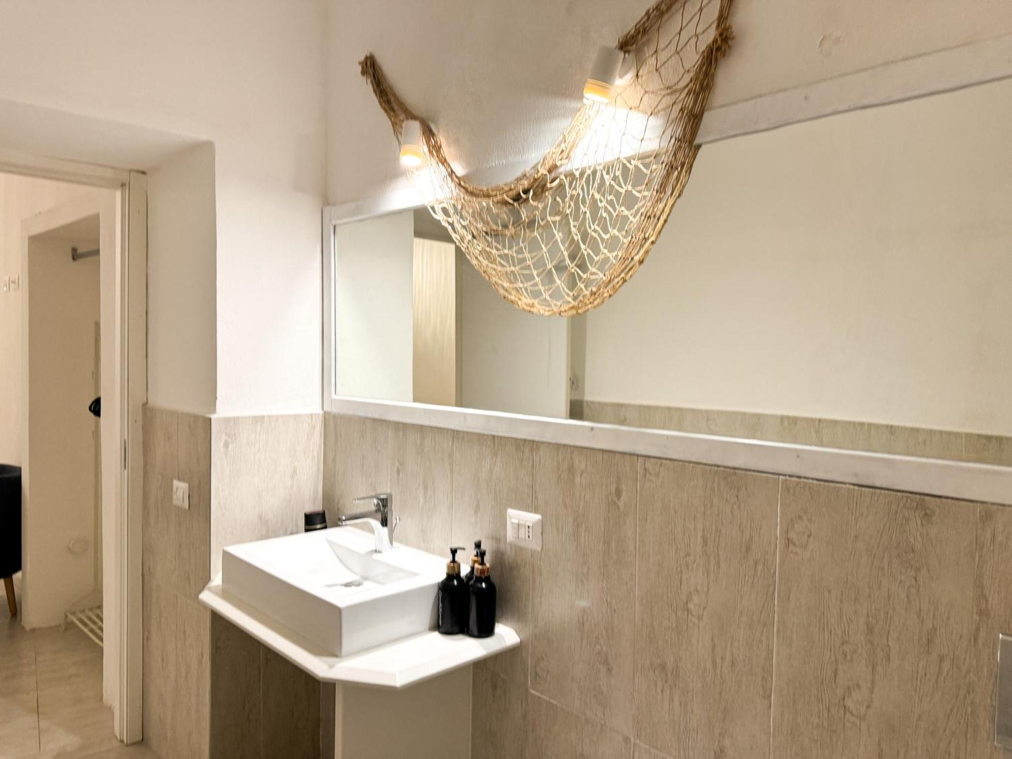 Bacans - Vico Collegio At Marina Apartment Cagliari Exterior photo